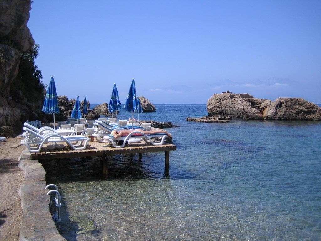 Mermele beach3